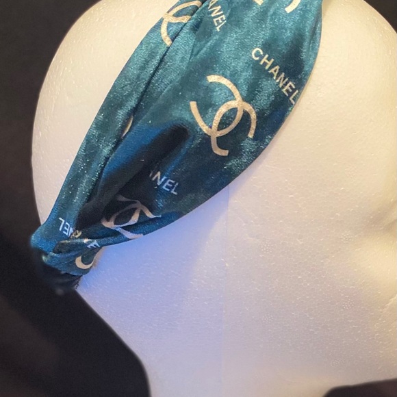 Luxury Women’s Hair Band - Picture 2 of 2